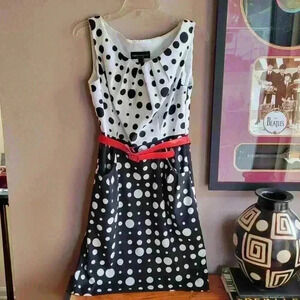 Connected Apparel Polka Dot Red Belt Women's Dress Size 6 Zipper Black/Red